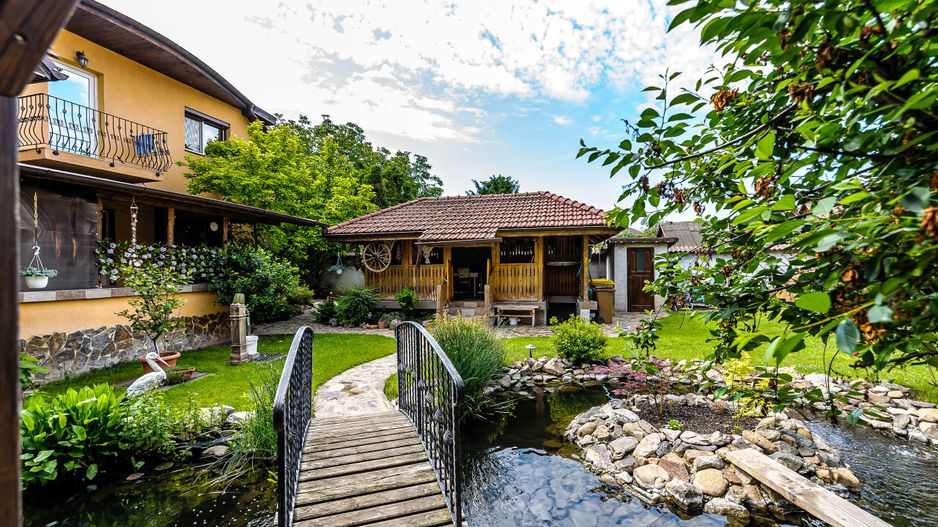 Oază de verdeață în Arad, cartier Pârneava, Arad - Poză 1