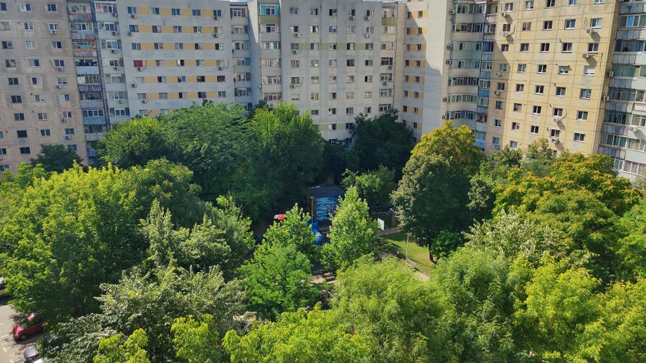 Locatie excelenta, la cateva minute de metrou si centre comerciale - Poză 1