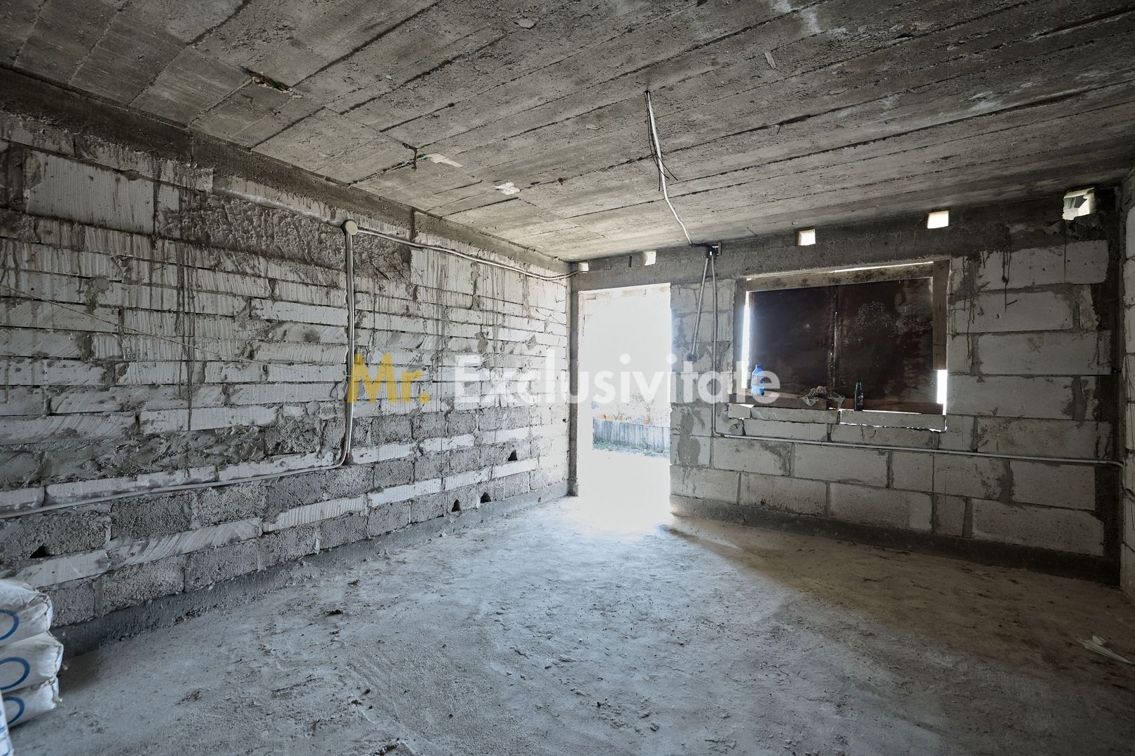 Casa + 3105 mp teren intravilan  comuna Uda - Poză 27