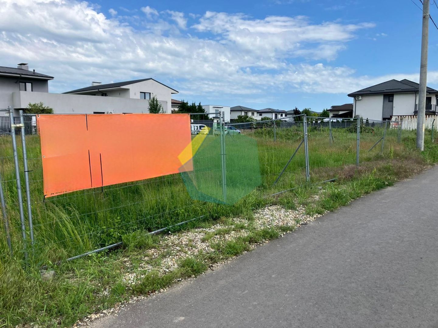 Teren intravilan/Otopeni Odeile - Poză 1