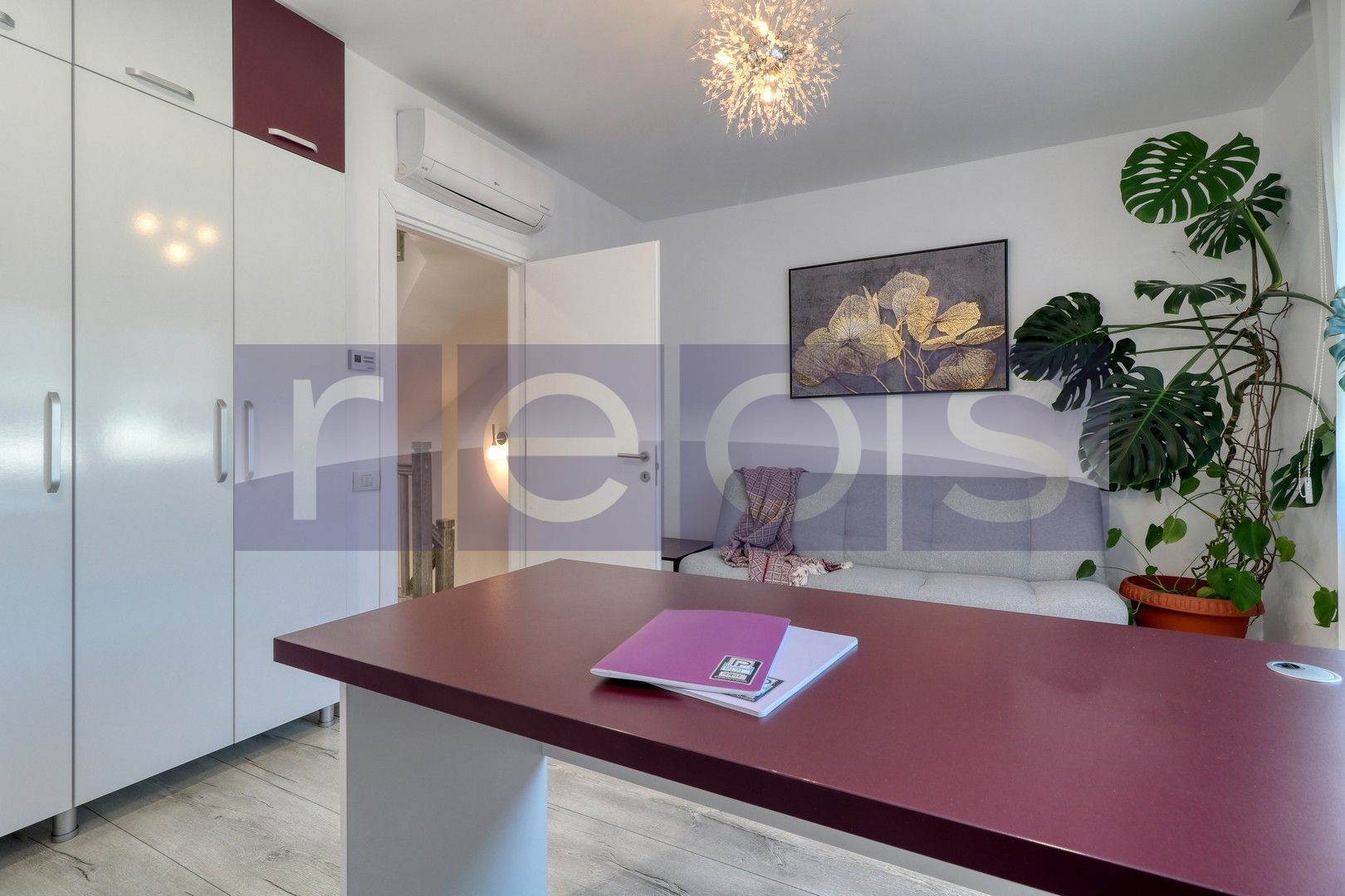 VANZARE VILA PREMIUM | AVANGARDE FOREST 6 | 150 MP UTILI | SUITA 50 MP CU SAUNA - Poză 5