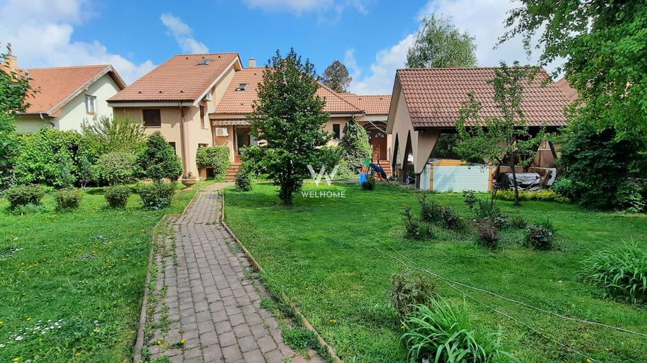 CASA  LA CHEIE  teren 1000 mp in  Sibiu - Poză 2