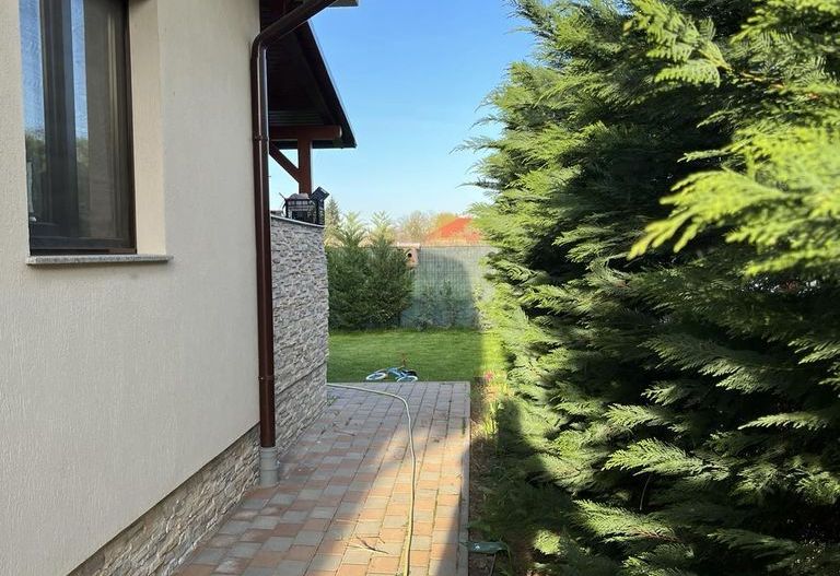 Casă modernă, Zona Dara, garaj, curte amenajată, panouri solare! - Poză 2
