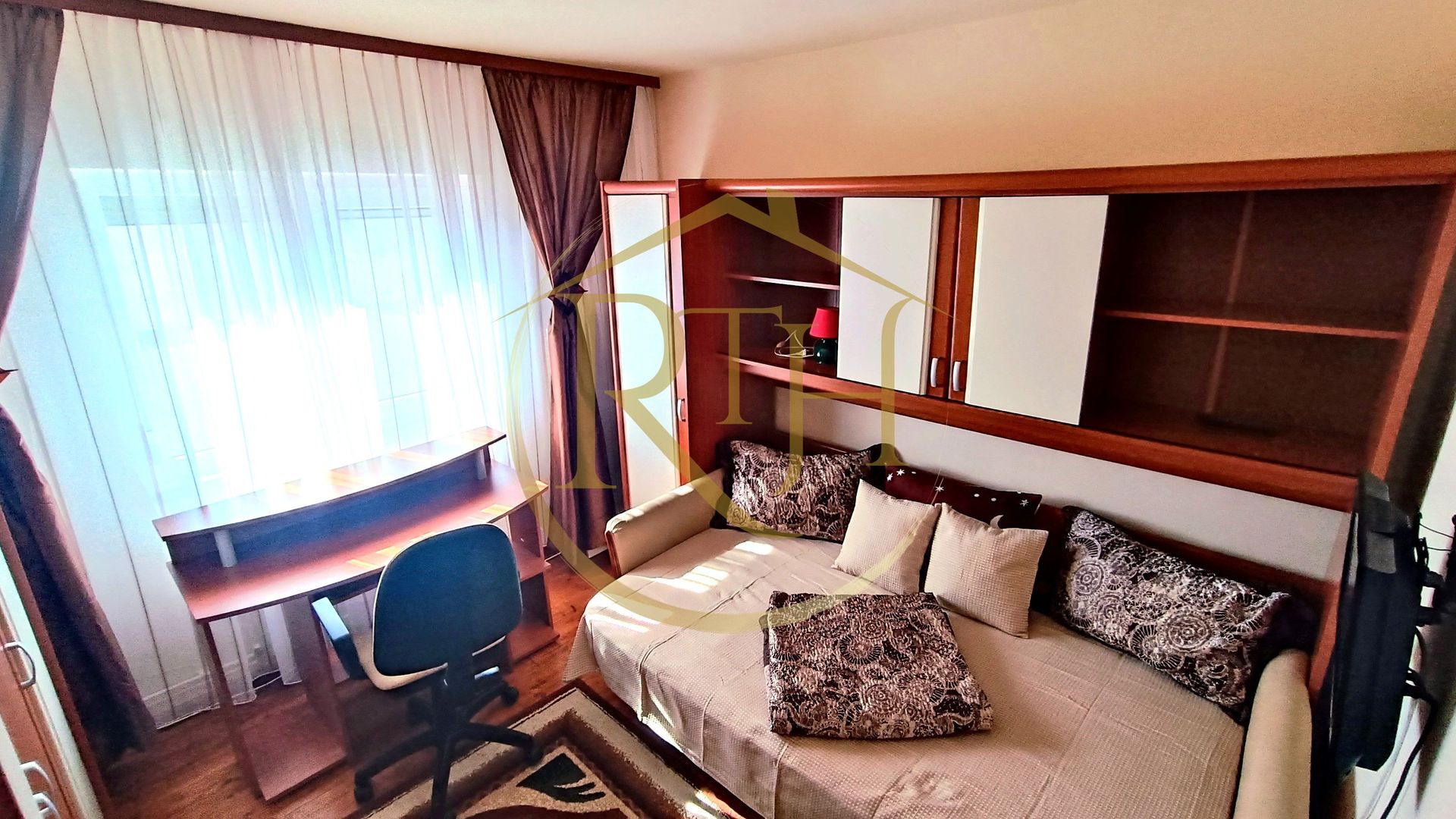 Se inchiriaza apartament cu 3 camere spatios si luminos – zona Olimpia - Poză 9