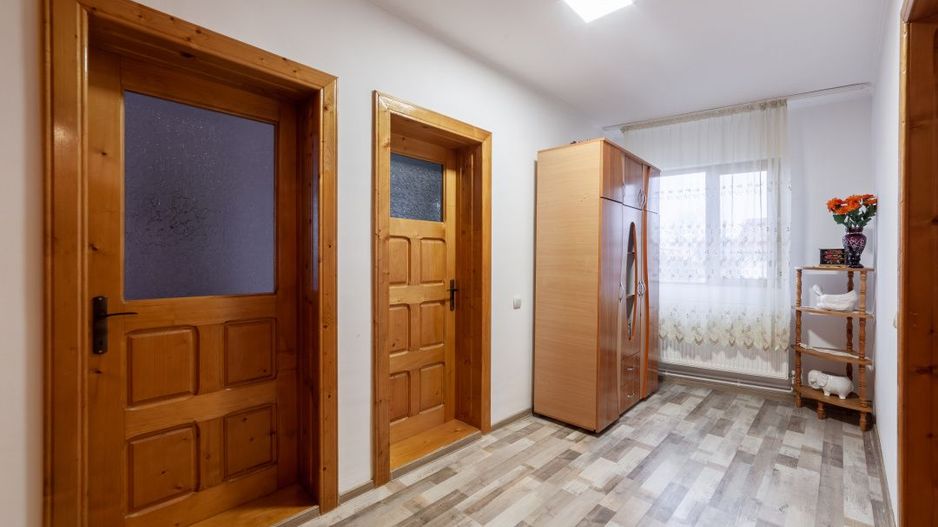 Casă cu 5 camere -  Pitești - Comision 0 - Poză 7