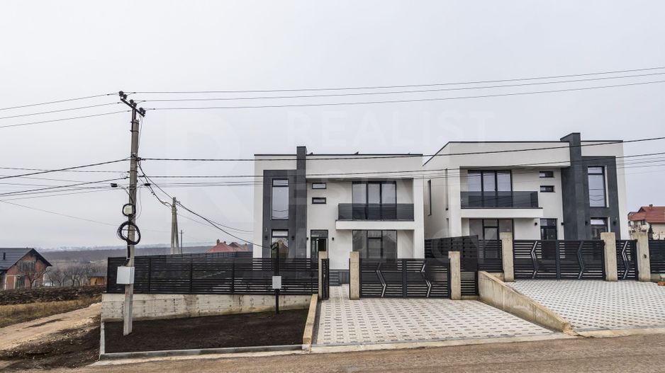 Vânzare, casă, 2 nivele, str. Mihai Eminescu, Cruzești - Poză 9