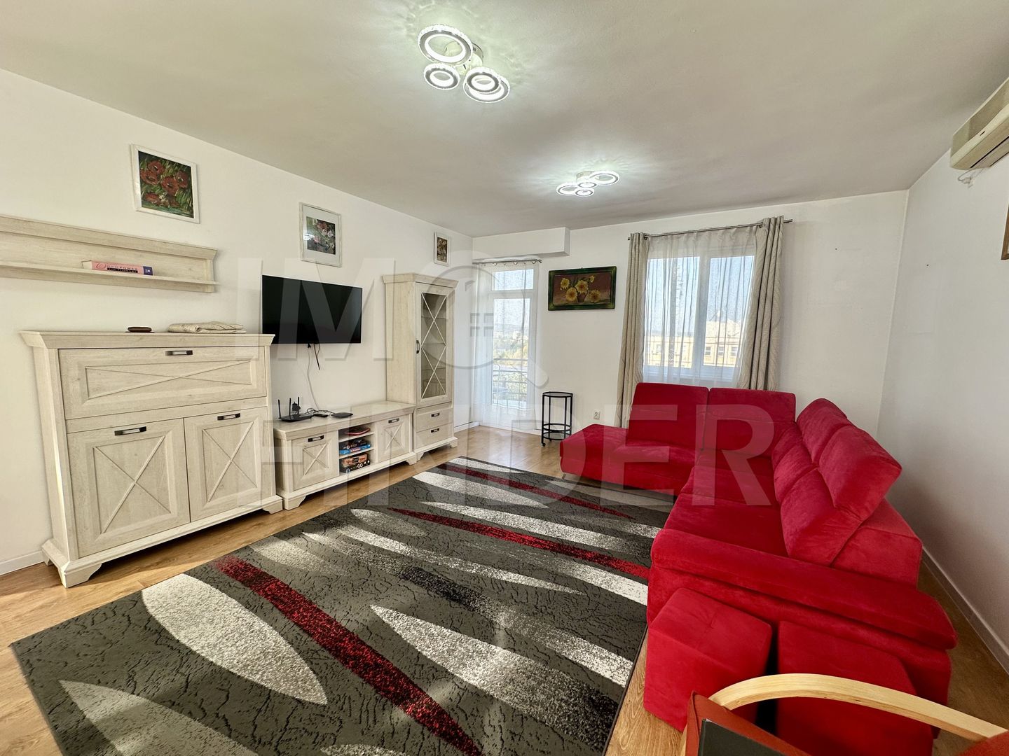 Casă specială de vânzare în Gheorgheni cu 600 mp teren - Poză 3