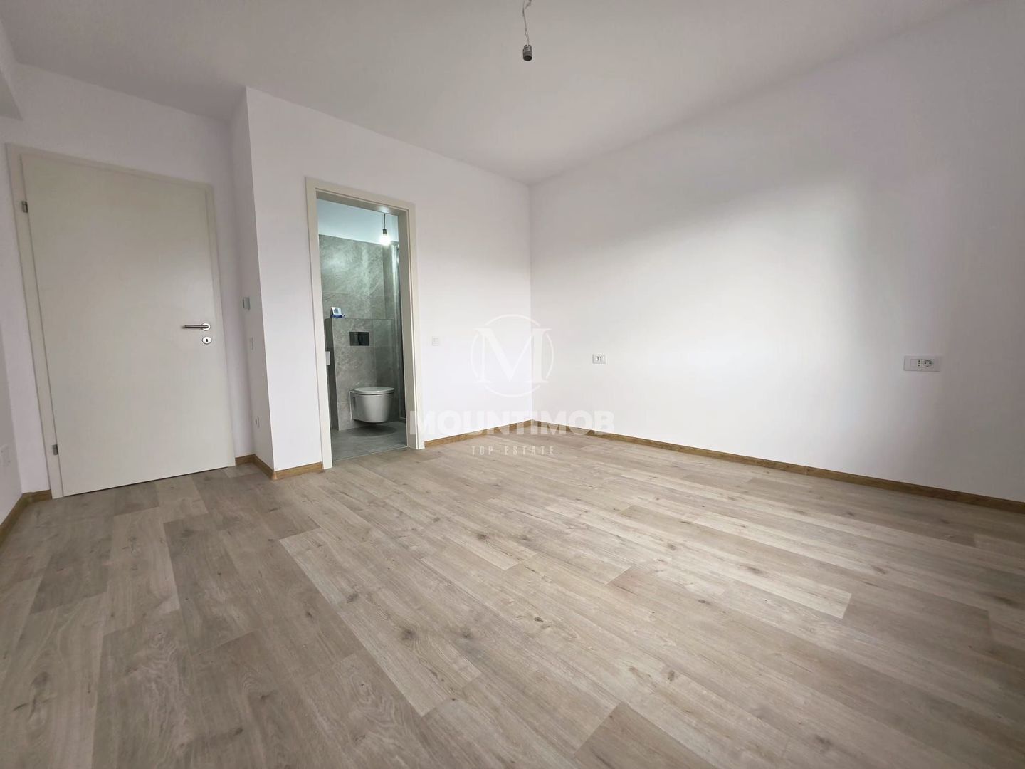 Comision 0%,  Apartament 3 camere, boxa, parcare, Tractorul | N. Labis - Poză 8