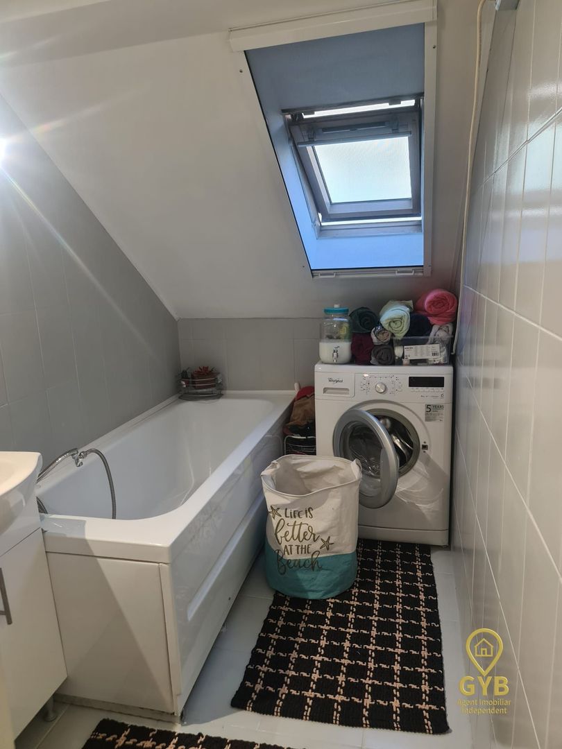 Casă cu 5 camere,  S+P+Mansarda-zona centrală Oradea(Strada Primariei) - Poză 13