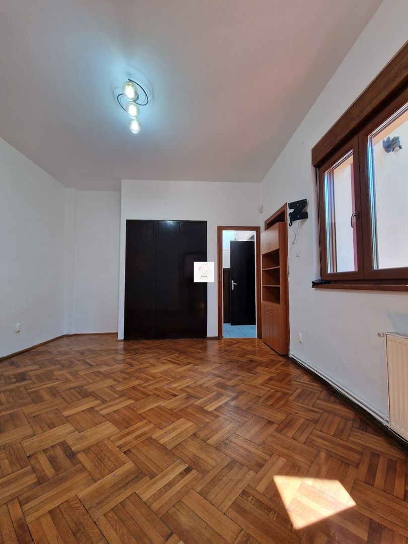 Vila 4 camere pretabila firma - Poză 17