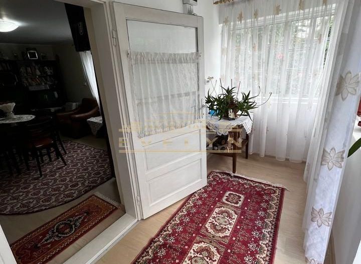 Teren 900 mp + Constructie 30 mp, zona Impr. Traian ( toate utilitatile ), pret 85.000 euro usor negociabil - Poză 5