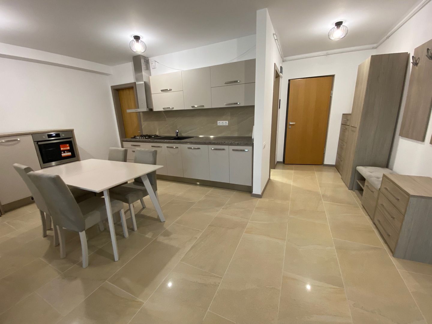 Apartament bloc nou 3 camere - parcare subterana - Poză 4