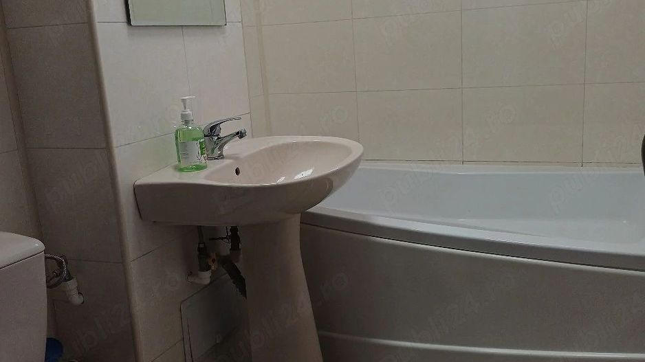 De inchiriat apartament 2 camere micro 20, et. 9, 350 euro negociabil - Poză 5