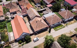 CASĂ ÎN HORIA - Poză 21