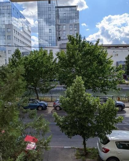 Apartament modernizat de 3 camere - locatie ultra-centrala - Poză 12