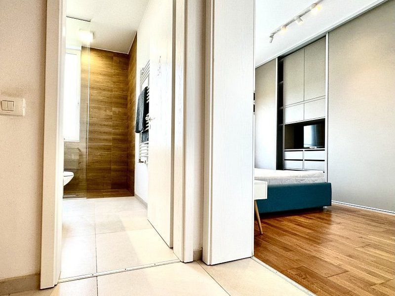 Apartament cu 2 camere, priveliște spre pădure, cochet si primitor, zona Lipovei - Poză 27