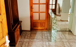 Apartament decomandat 3 Camere Renovat Utilat 1 Mai etaj 3 - Poză 14