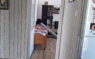 Apartament decomandat, zona centrala Apahida, aproape de Primărie. - Poză 1