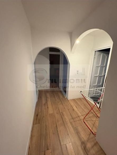 Apartament 2 camere decomandat zona Cug - 106.000 Euro - Poză 8