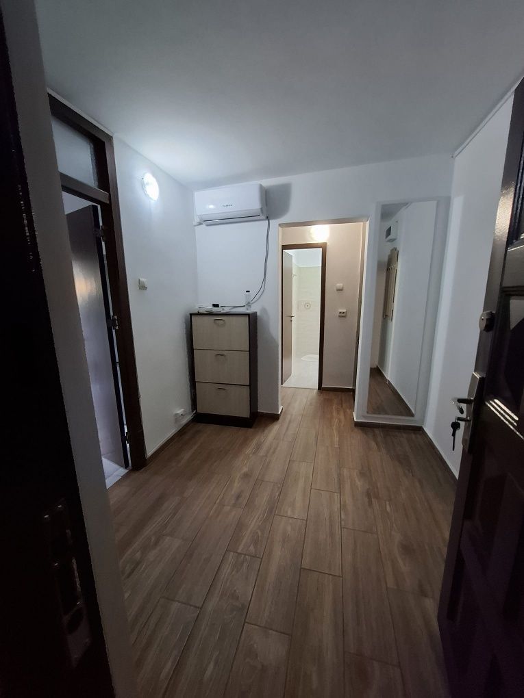 Inchiriat apartament 2 camere - Poză 4