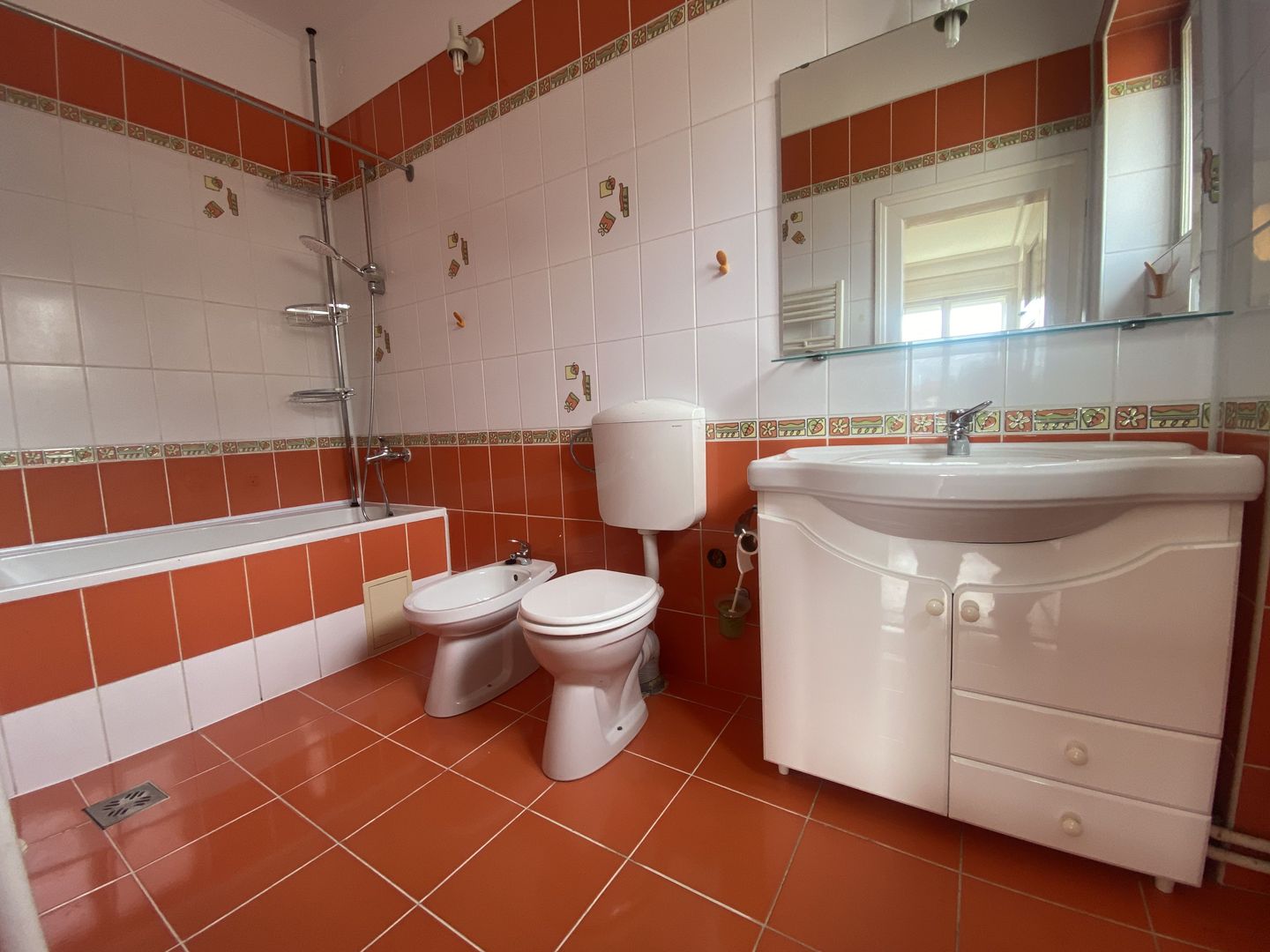 Apartament de inchiriat in Parcul Subarini, 4 camere, 2 bai, la cheie - Poză 6