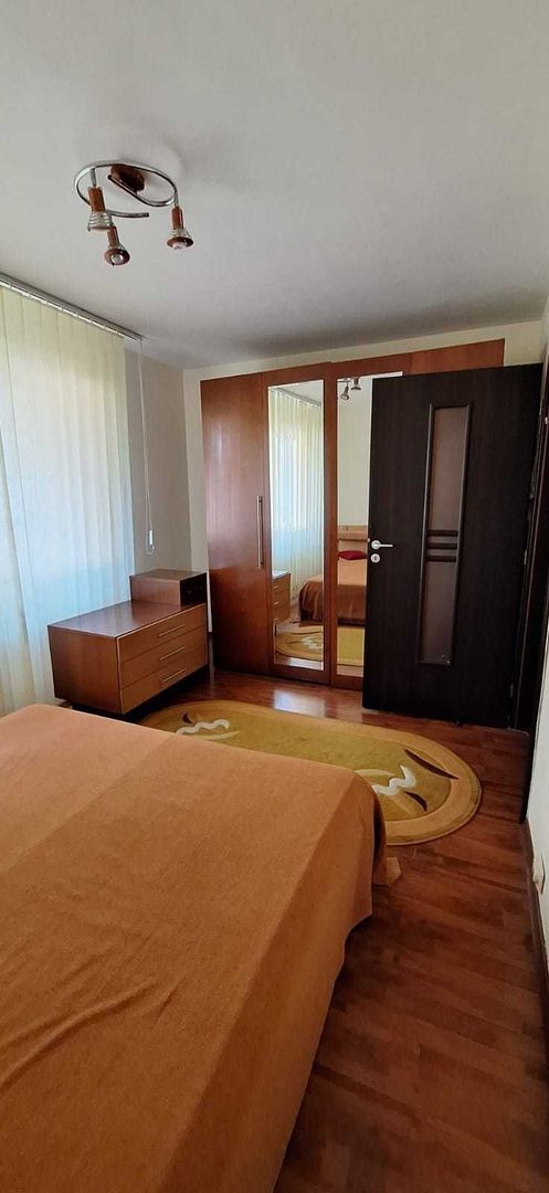 Apartament cu 2 camere, 420 euro Podu Ros - Poză 4