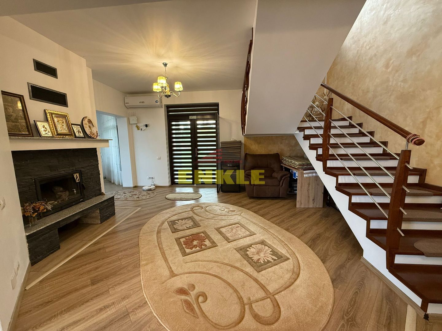 Casă modernă– ideală pentru locuință sau investitie - Poză 11