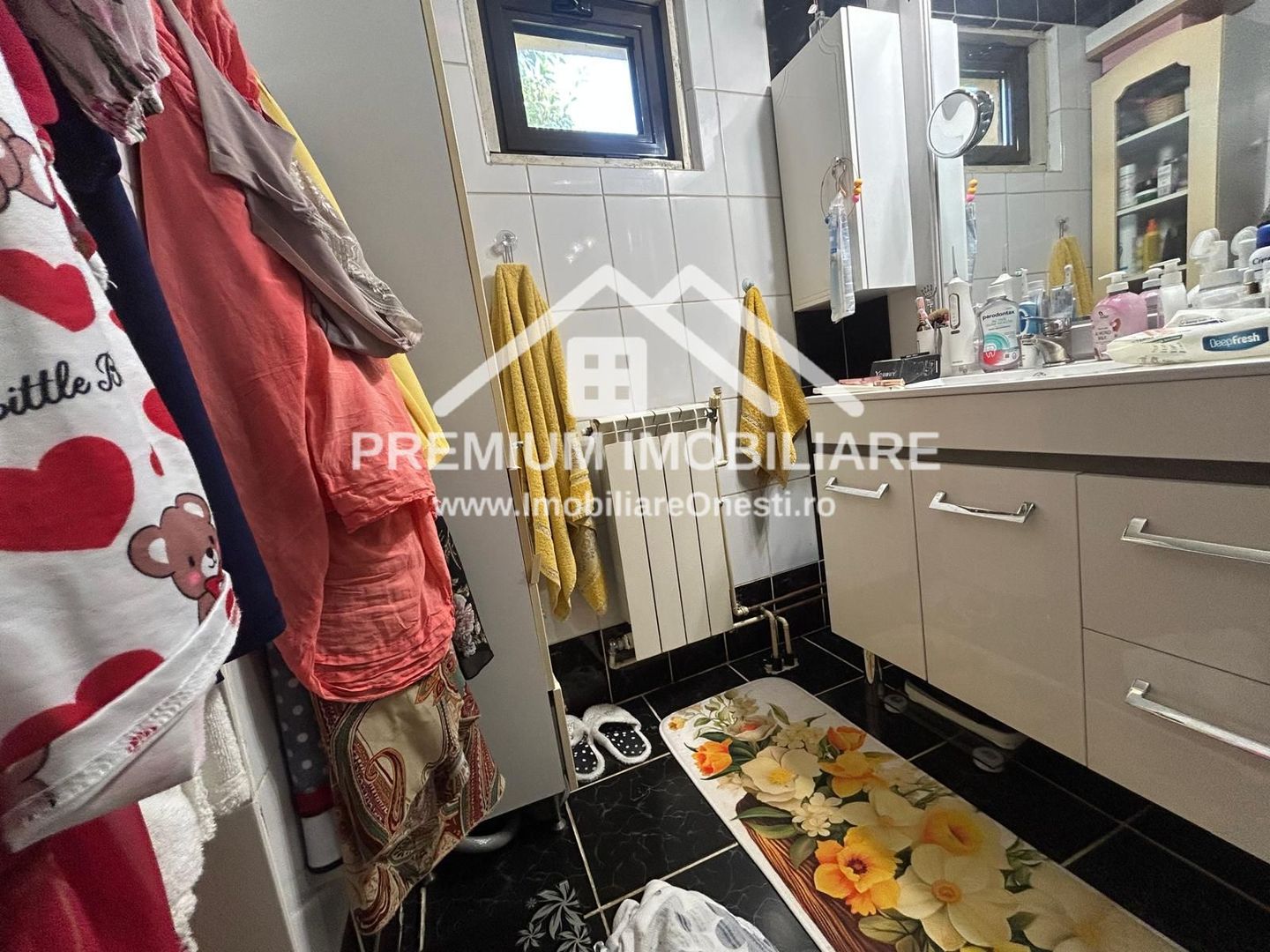 „Vilă cu piscină și teren 1.400 mp în zona Mal, Onești - Poză 54