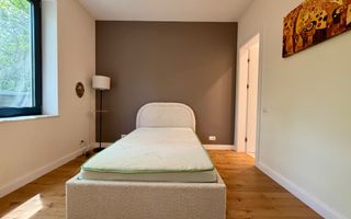 Vila cu 5 camere // * 565 mp gradina* // Tunari - Poză 30