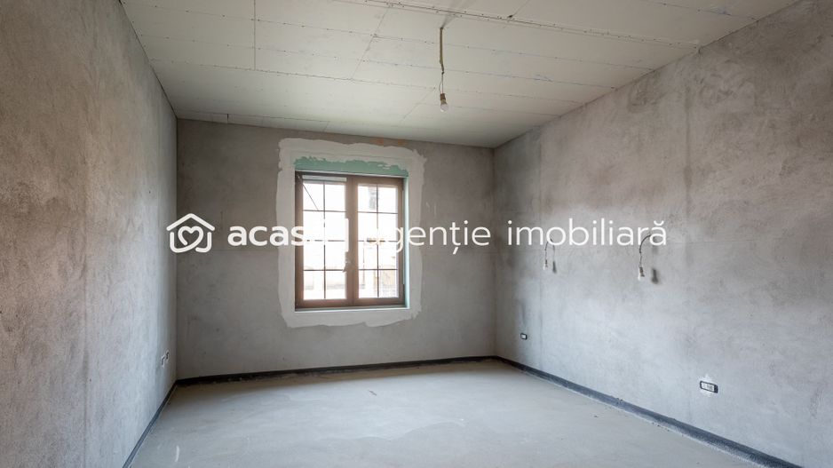 Casă / Vilă semifinisată cu destinații multiple zona centrală - Poză 8