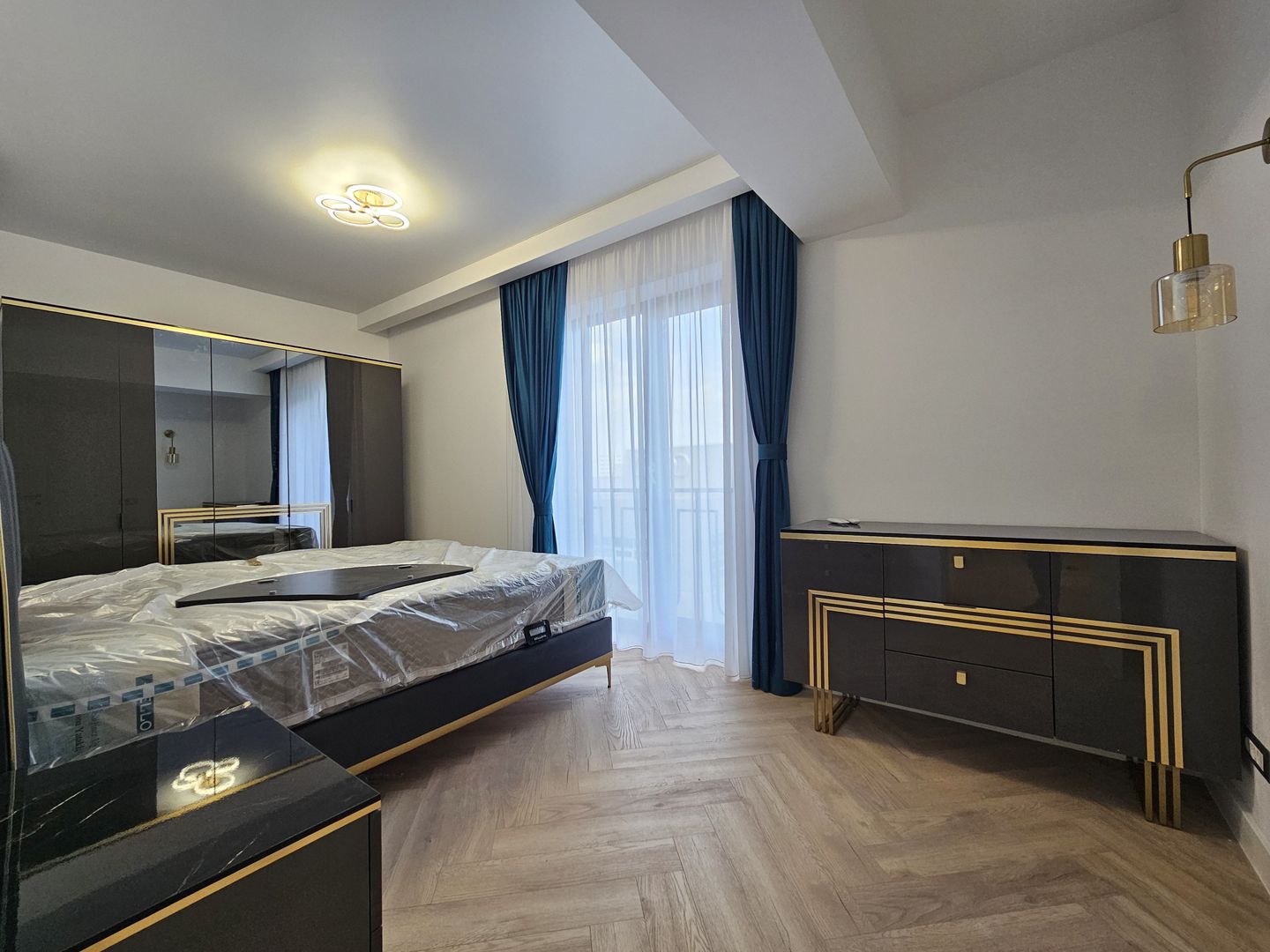 Apartament 3 camere Porsche Pipera de inchriat nou Lux - Poză 1
