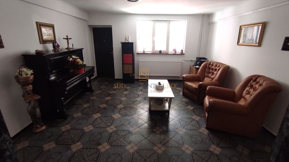 Vila deosebita, teren 800 mp, piscina, zona Dristor – Mall Park Lake - Poză 4