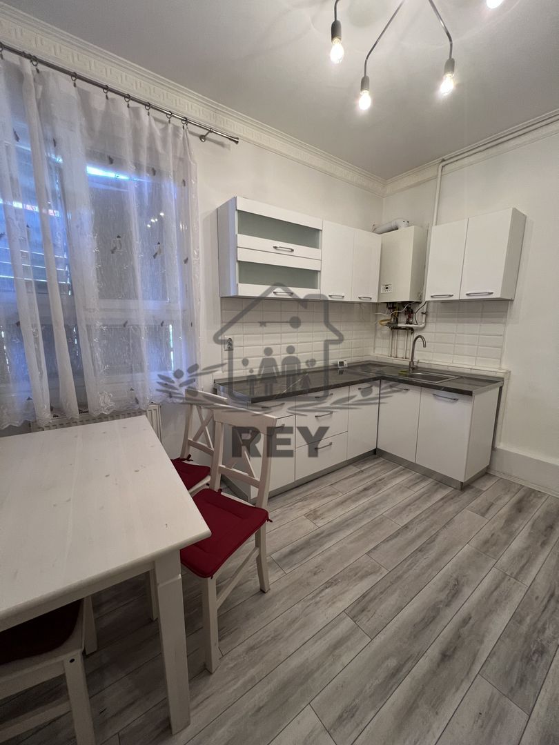 De Închiriat Apartament 3 camere pretabil 3 studenți sau o familie - Poză 8