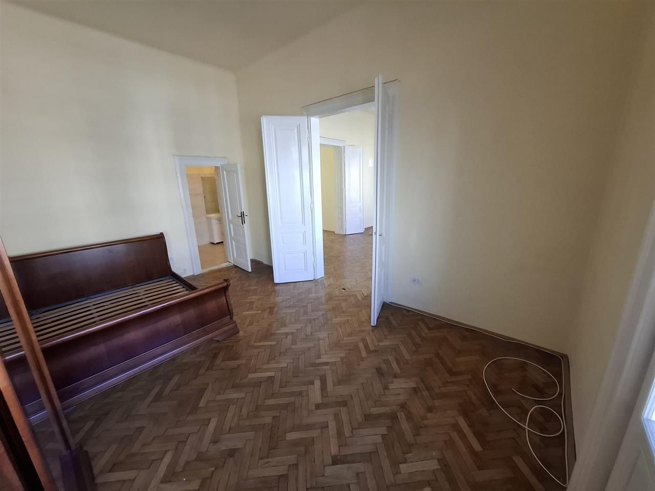 Semicentral 4 camere P-ta Maria-P-ta Sinaia et 1 - Poză 14