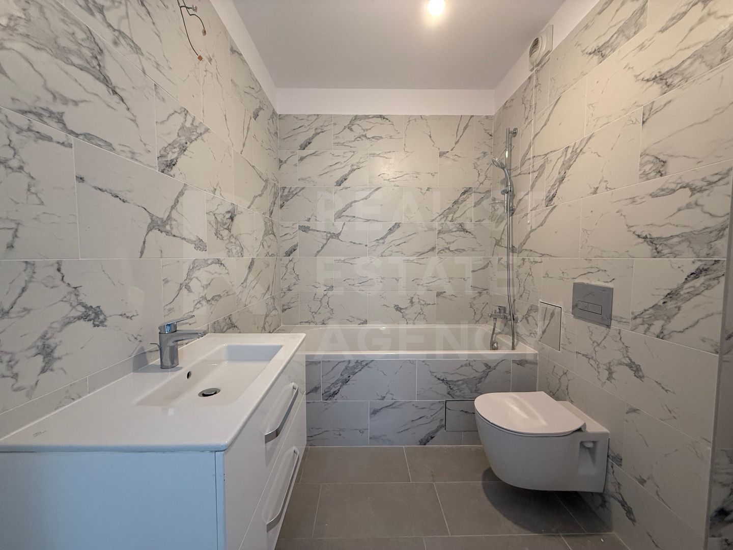 Vânzare, studio modern lângă pădure, București - Poză 4