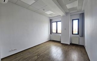 Spatiu de birouri de inchriat locatie centrala si vizibilitate buna - Poză 15