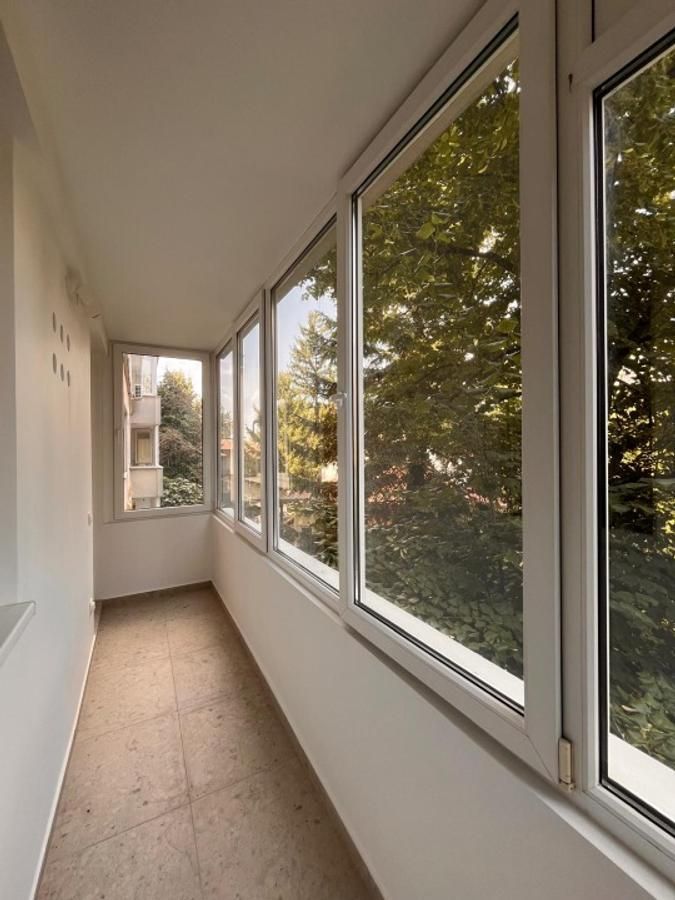 Apartament cu doua camere semidecomandat, piata Domenii - Poză 3