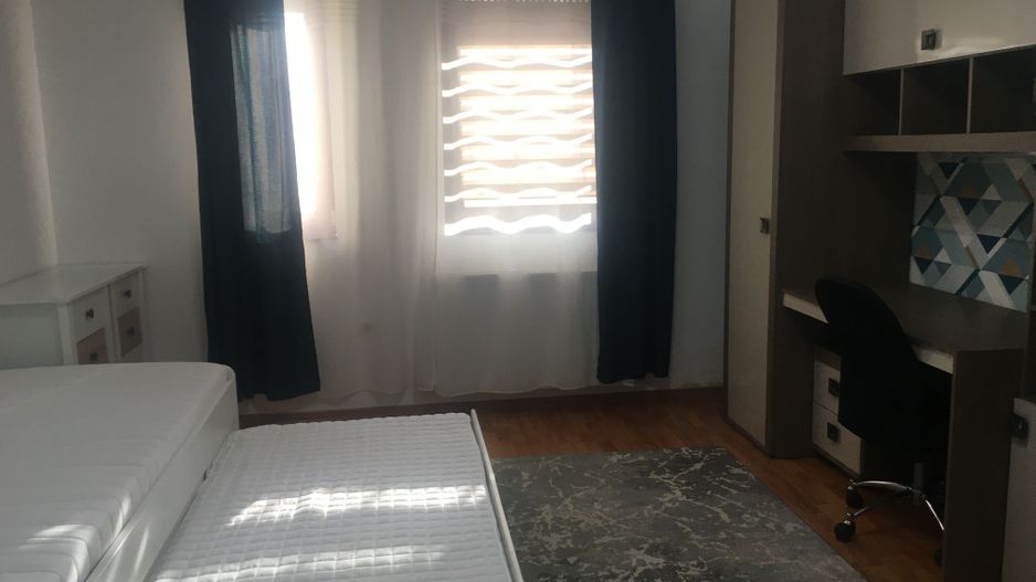 Soarelui | 3 camere | Decomandat | 2 băi | Balcon | Parcare - Poză 2