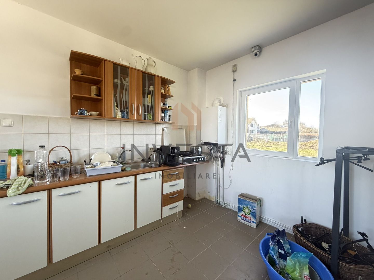 Inchiriere 2 cladiri comerciale, 943 mp teren - Poză 8