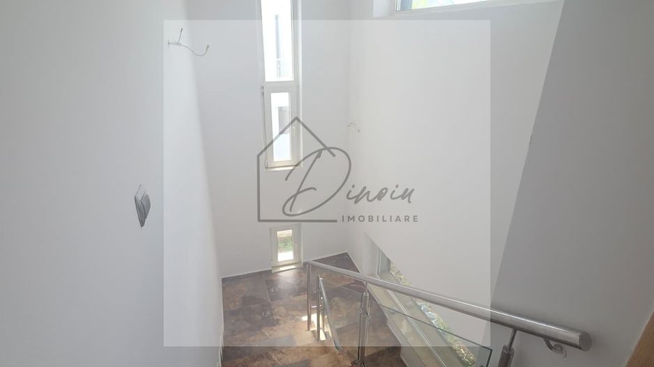 Vila Tunari P+1E I Locatie buna - Toate utilitatile I COMISION 0% - Poză 11