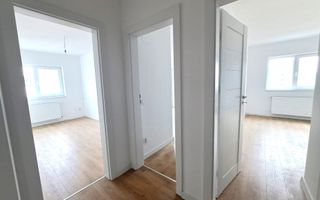 Apartament Sibiu 4 camere, 2 bai NOU lift si parcare - Poză 9