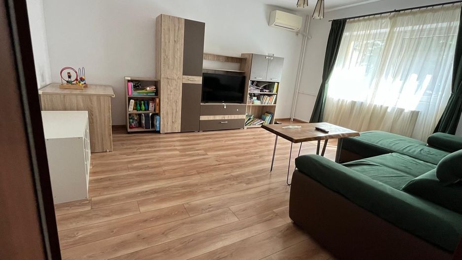 APARTAMENT SPATIOS PARCARE  ZONA TEIUL DOAMNEI - Poză 2