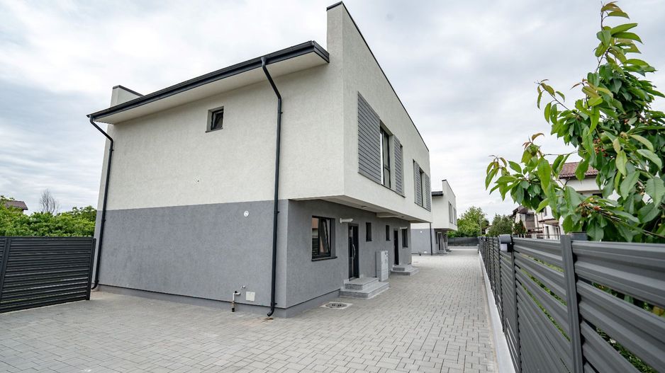 Ultima!!  Vila Otopeni 4 camere TOATE utilitatile - Poză 1