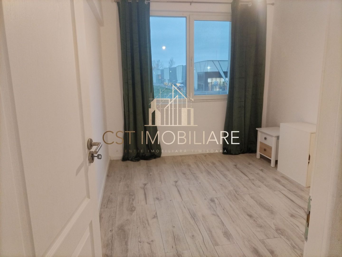 Apartament cu 2 camere / Etajul 1 / Renovat recent - Poză 1