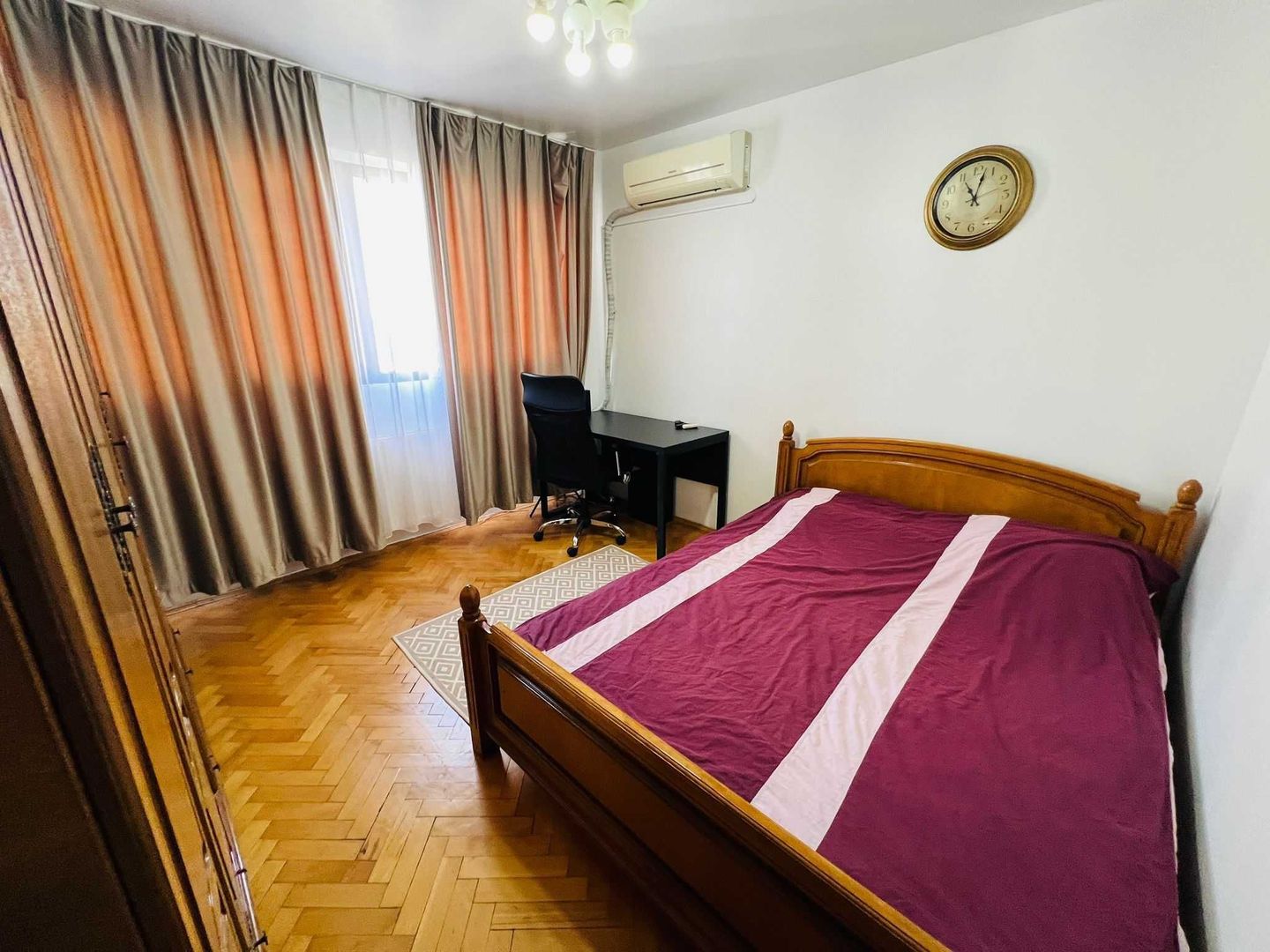 Apartament Titan/Scoala 195 Hamburg - Poză 4