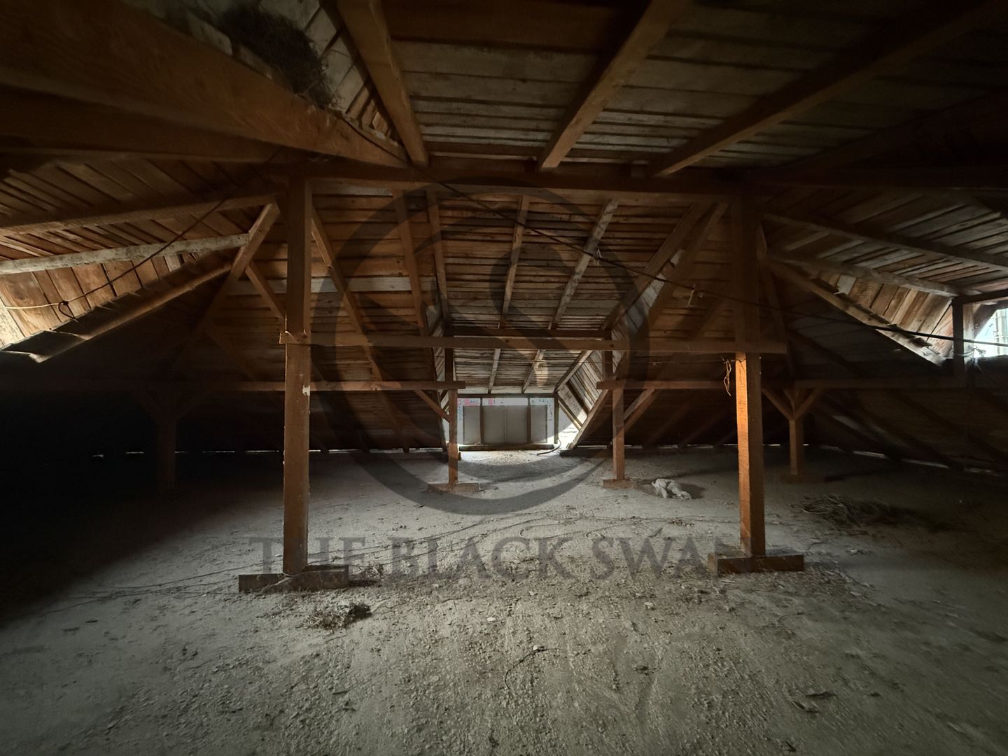 Proprietate cu 6 camere de vanzare | Kaufland - Moreni | Comision 0% - Poză 14