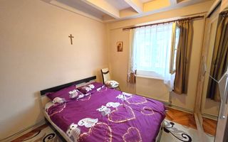 Apartament 3 camere, 2 bai, decomandat, etaj 3, Cetate, zona Stadion - Poză 8