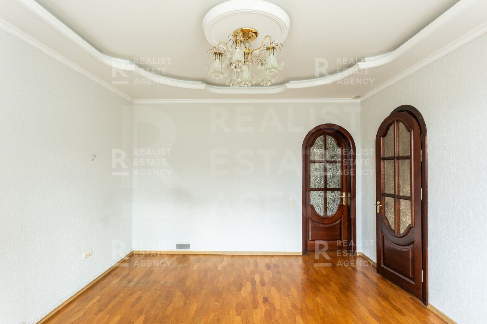 Chirie, oficiu, 4 nivele, 11 odăi, str. Mazililor, Botanica - Poză 10