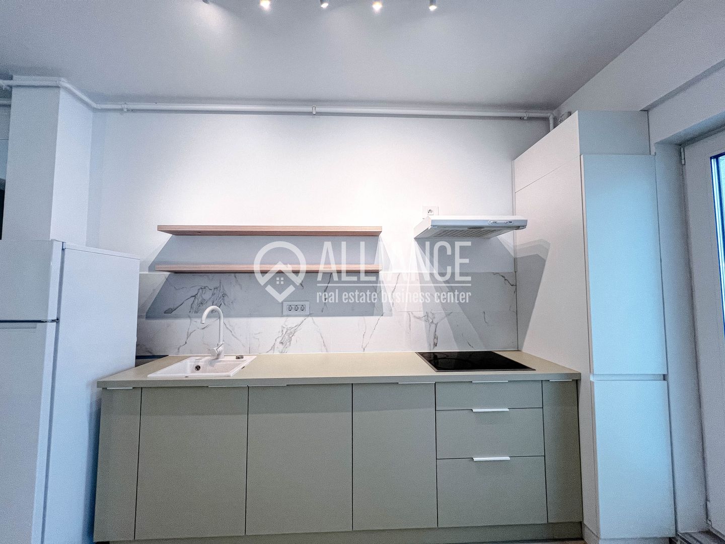 MAMAIA NORD(COD 05) - Studio Modern cu Vedere de Vacanta - Poză 9