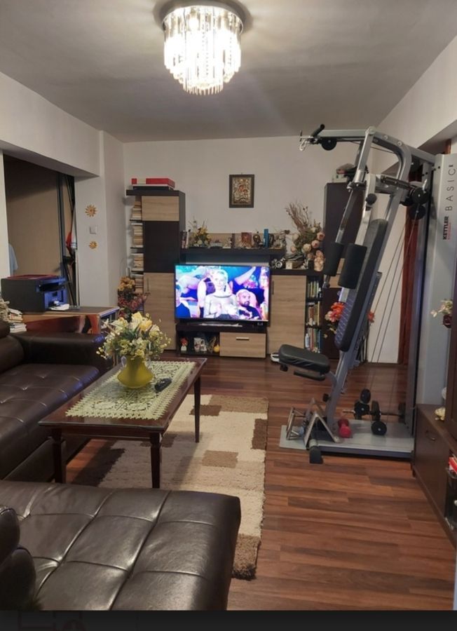 Apartament 3 camere, etaj 7, panoramic, boxă, zona Sebastian - Poză 4